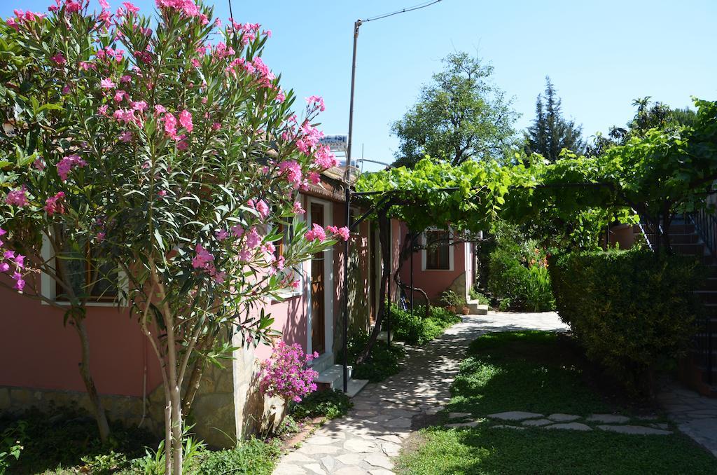 Lindos Pension Dalyan Bagian luar foto
